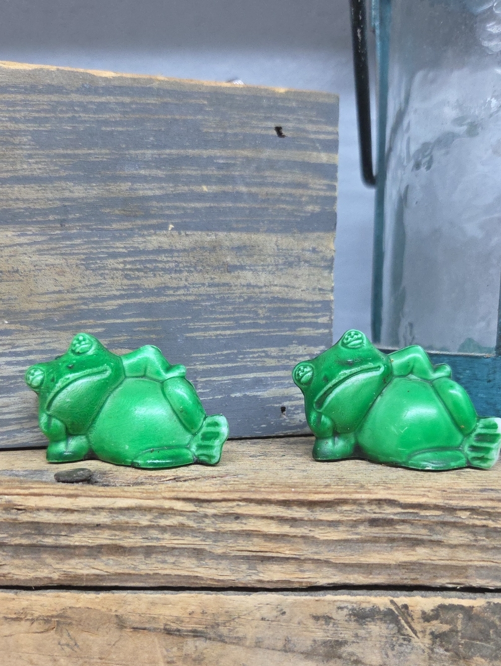 Vintage Plastic Retro Frog Figurines Set Of 2